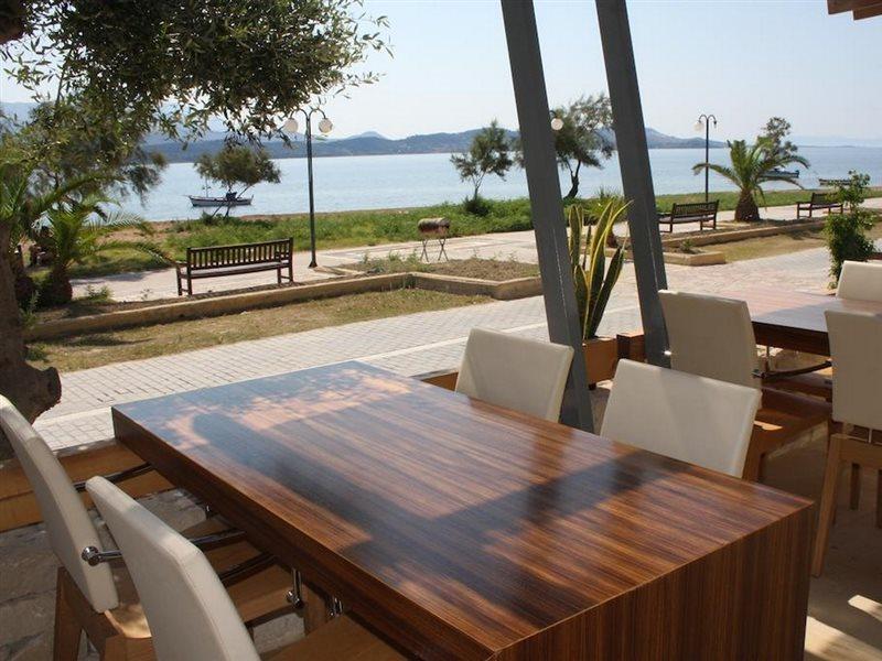 Aura Boutique Hotel Lixouri Exterior photo